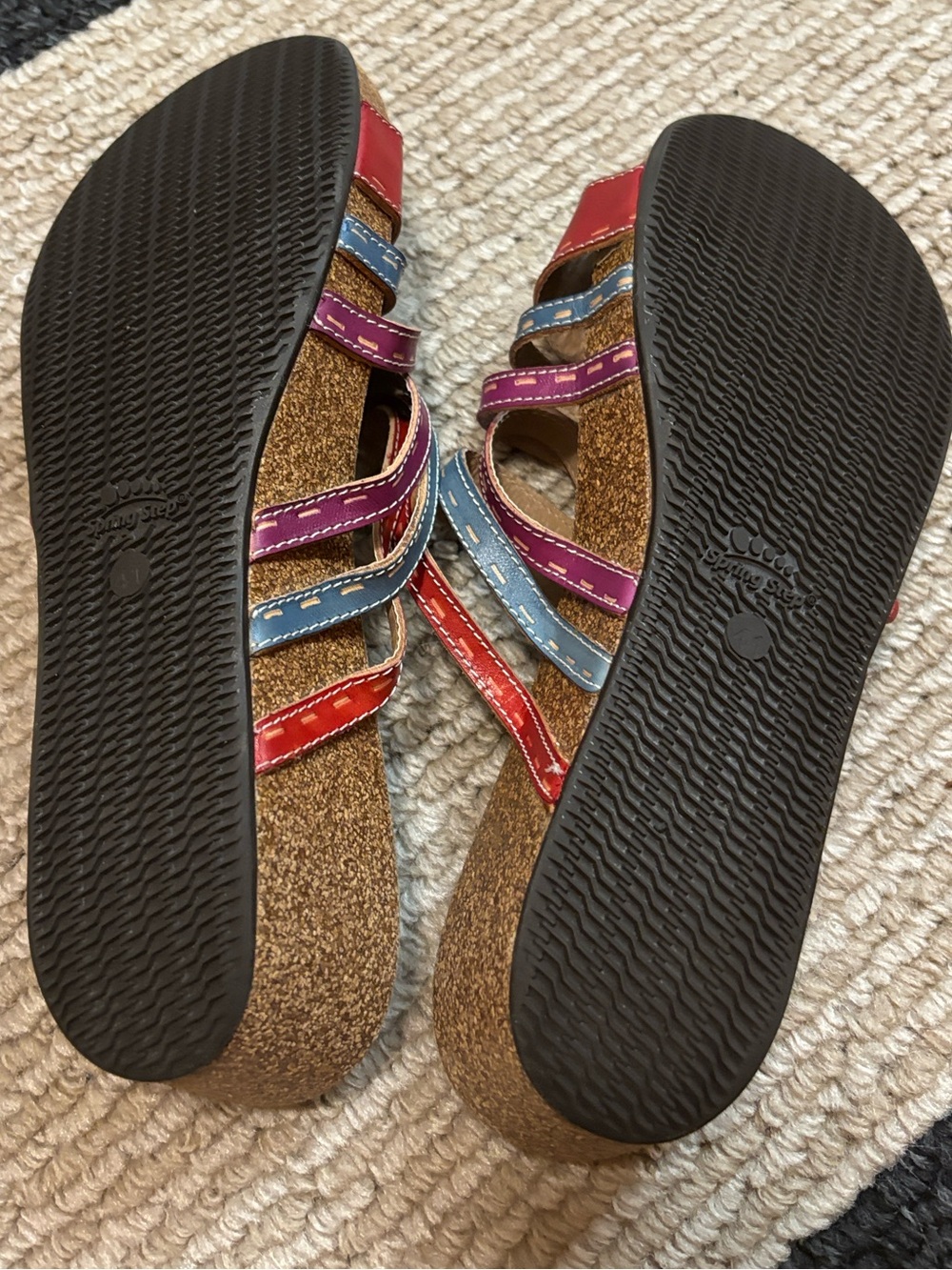 L'ARTISTE Red Multi-Color Wavy Strap Slide Sandal - Picture 6 of 6